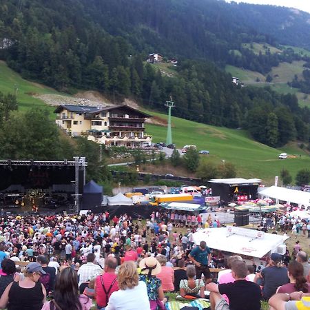 Appartementhaus Zillertal By Piaunddirk Finkenberg Exterior foto