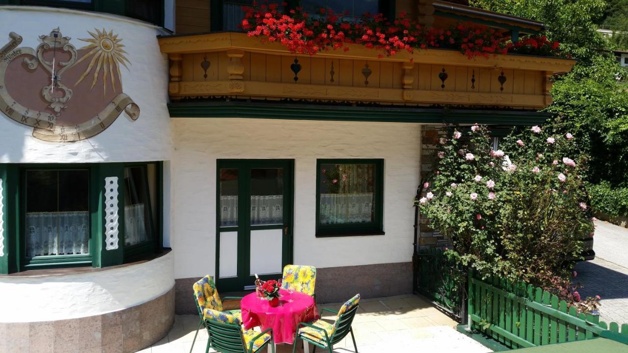 Appartementhaus Zillertal By Piaunddirk Finkenberg Quarto foto