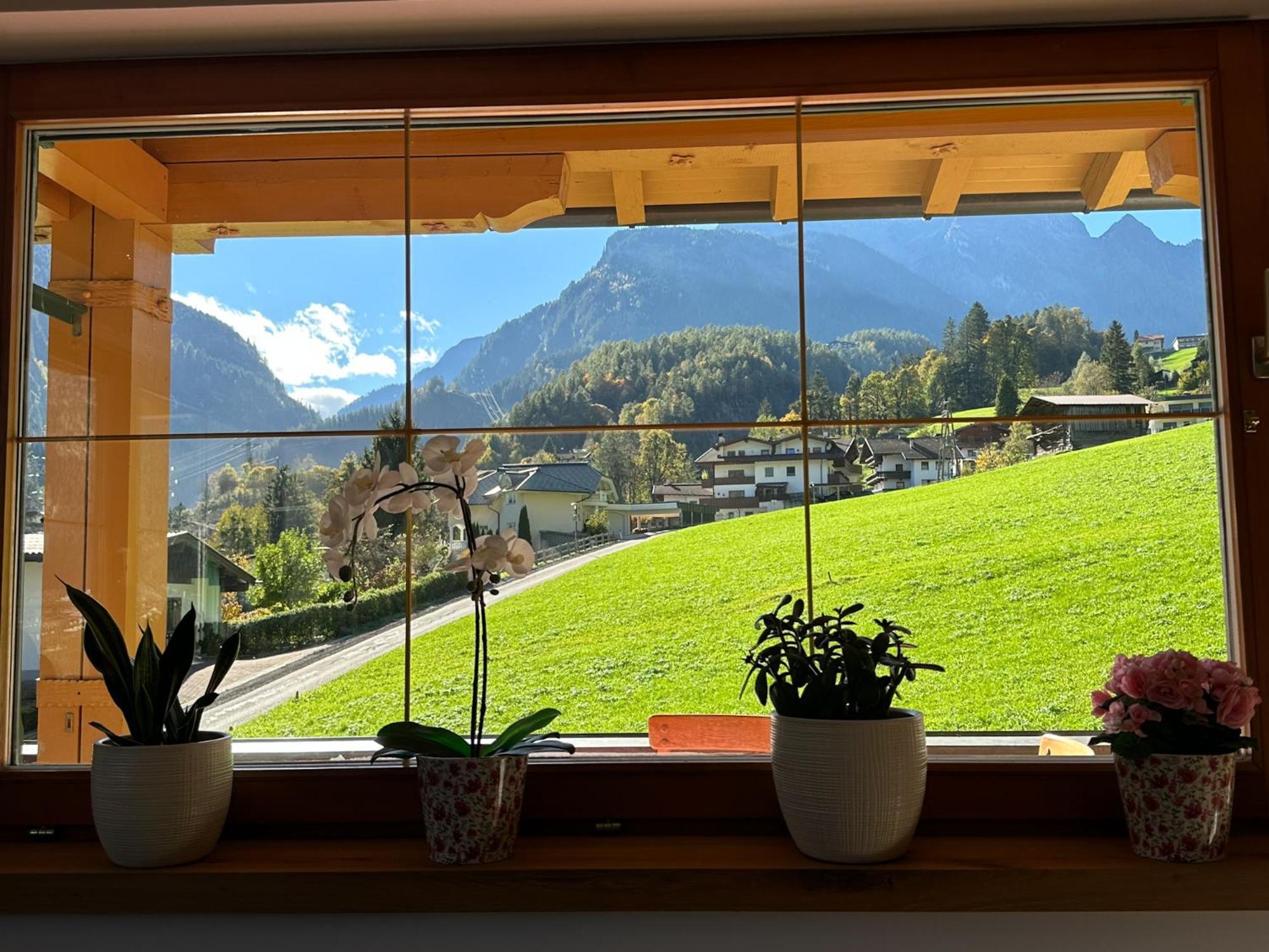 Appartementhaus Zillertal By Piaunddirk Finkenberg Exterior foto